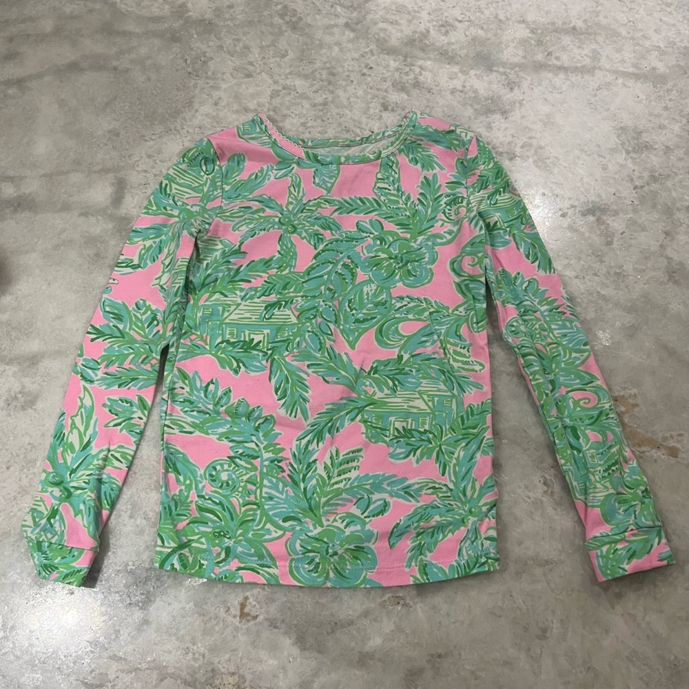 Lilly Pulitzer PJ set size 8. EUC… worn once. Pink, green, aqua